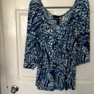 Antthony Blue Patterned top
